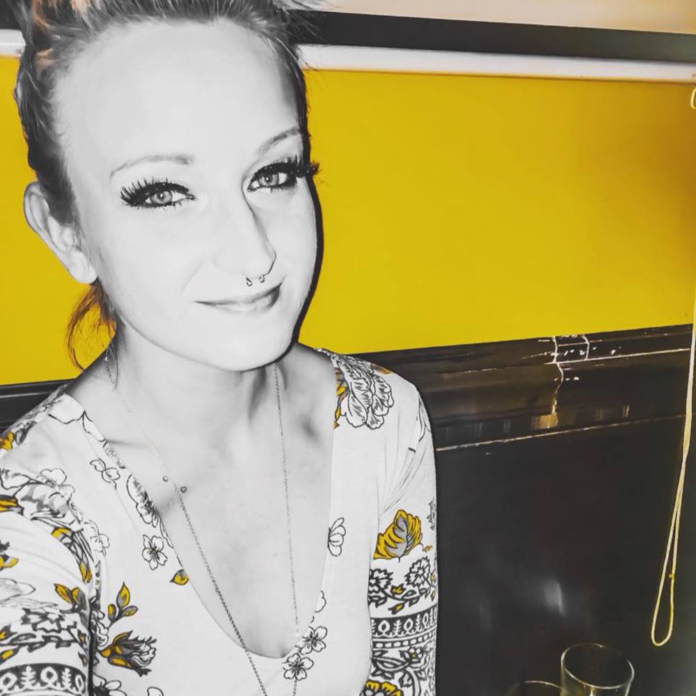 Meet your Posher, Samantha